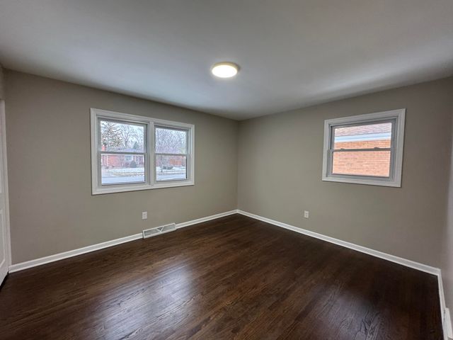 1608 Tulip Lane, Munster, IN 46321