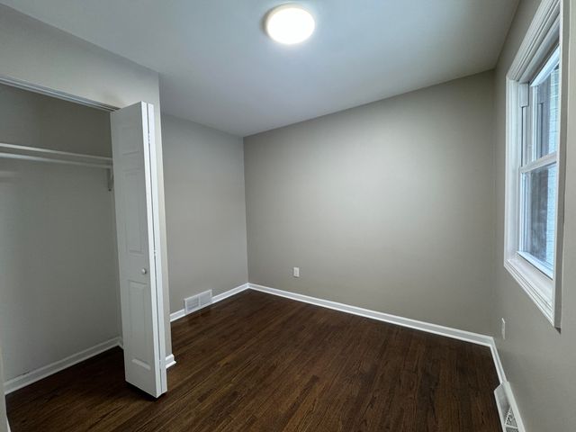 1608 Tulip Lane, Munster, IN 46321