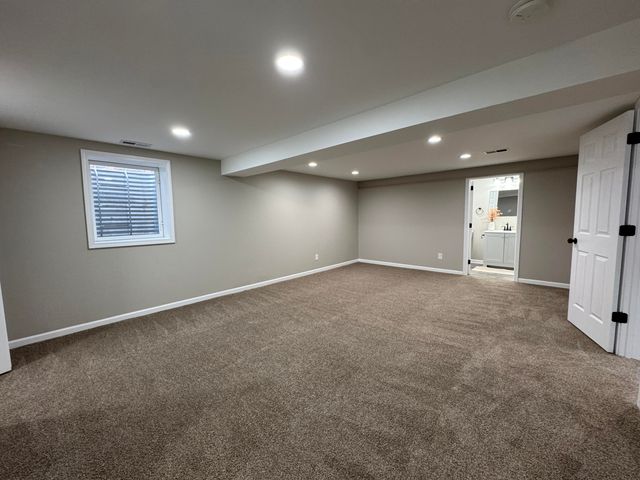 1608 Tulip Lane, Munster, IN 46321