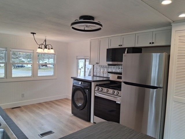 28 Riverview Circle, Brimfield, MA 01010