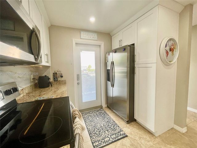 1501 S Ocean Blvd 110, Lauderdale By The Sea, FL 33062