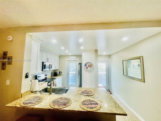 1501 S Ocean Blvd 110, Lauderdale By The Sea, FL 33062