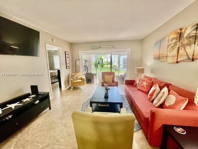 1501 S Ocean Blvd 110, Lauderdale By The Sea, FL 33062