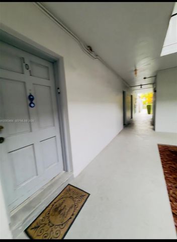 9631 SW 77 Avenue 101 C, Miami, FL 33156