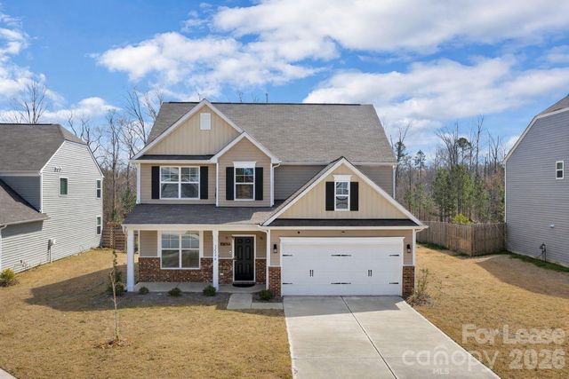 3220 Berry Creek Road, Charlotte, NC 28214