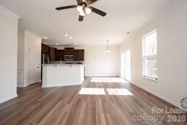 3220 Berry Creek Road, Charlotte, NC 28214