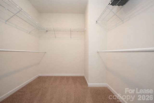 3220 Berry Creek Road, Charlotte, NC 28214