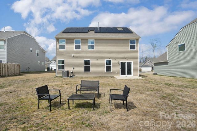 3220 Berry Creek Road, Charlotte, NC 28214