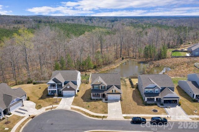 3220 Berry Creek Road, Charlotte, NC 28214