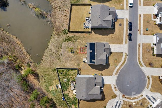 3220 Berry Creek Road, Charlotte, NC 28214