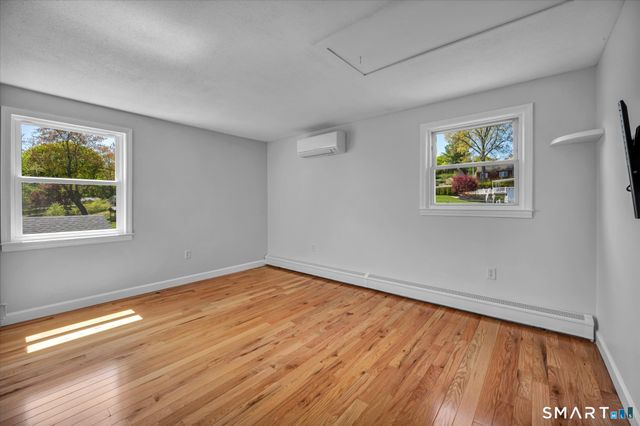 149 Cook Hill Road, Wallingford, CT 06492