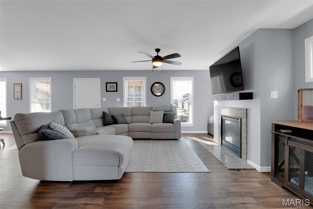 3009 Harpool Street, St Charles, MO 63301