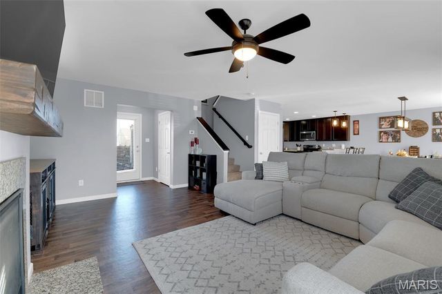 3009 Harpool Street, St Charles, MO 63301