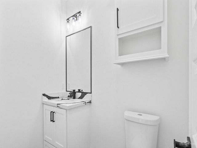 2501 Kingdom Drive, Weslaco, TX 78599