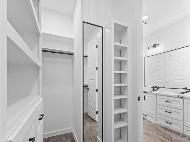 2501 Kingdom Drive, Weslaco, TX 78599