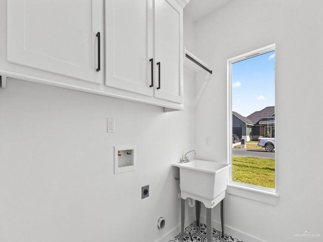 2501 Kingdom Drive, Weslaco, TX 78599