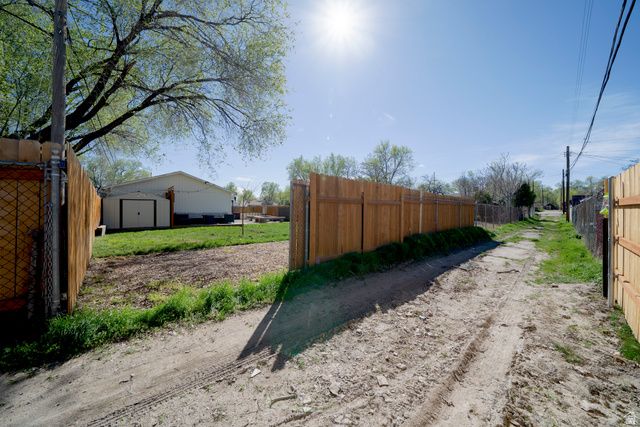 1114 W 900 S, Salt Lake City, UT 84104