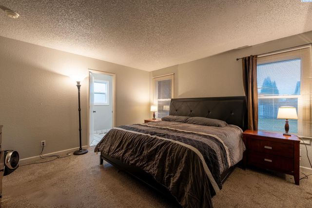 3011 S Yelm, Kennewick, WA 99337