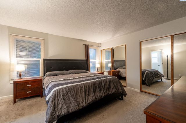 3011 S Yelm, Kennewick, WA 99337