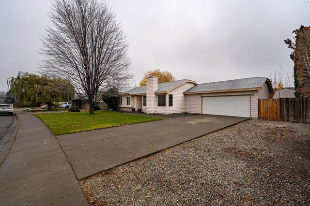 3011 S Yelm, Kennewick, WA 99337