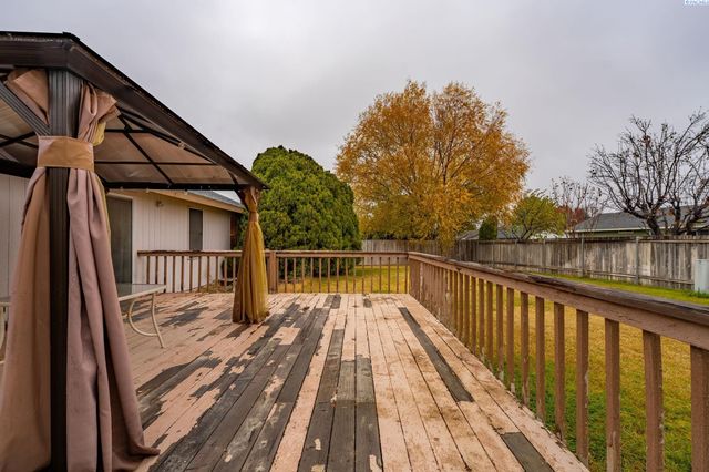 3011 S Yelm, Kennewick, WA 99337