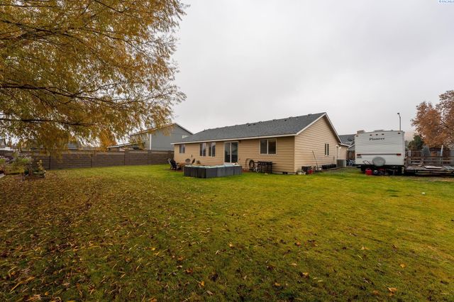 3011 S Yelm, Kennewick, WA 99337