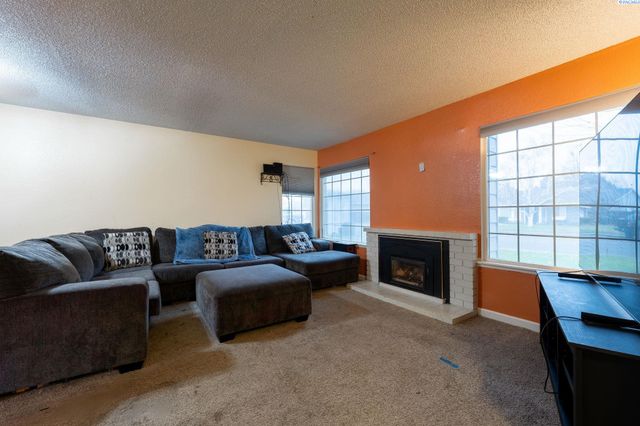 3011 S Yelm, Kennewick, WA 99337