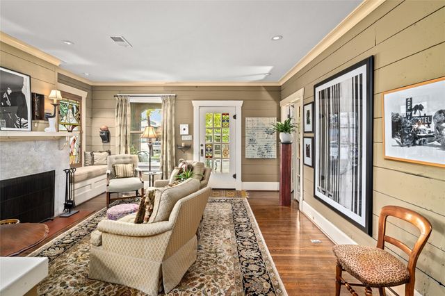 4502 Stanford Street, Houston, TX 77006