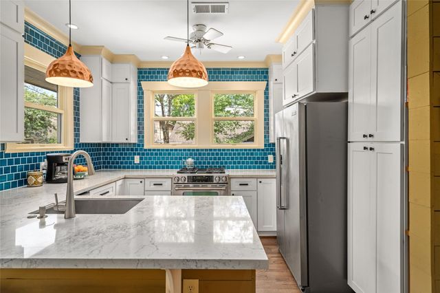 4502 Stanford Street, Houston, TX 77006