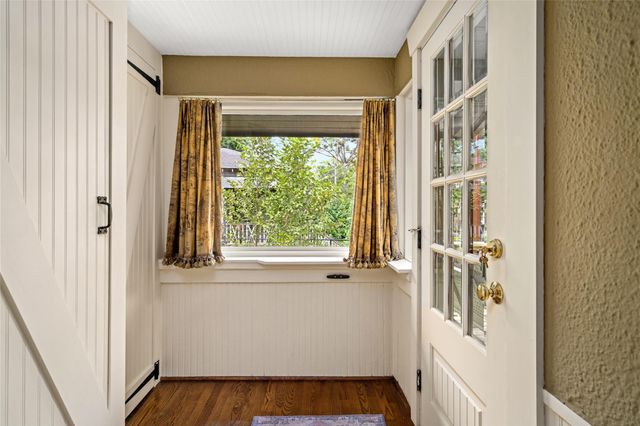 4502 Stanford Street, Houston, TX 77006