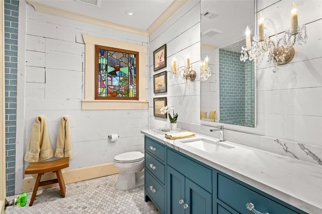 4502 Stanford Street, Houston, TX 77006