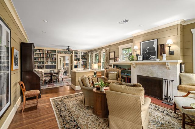 4502 Stanford Street, Houston, TX 77006