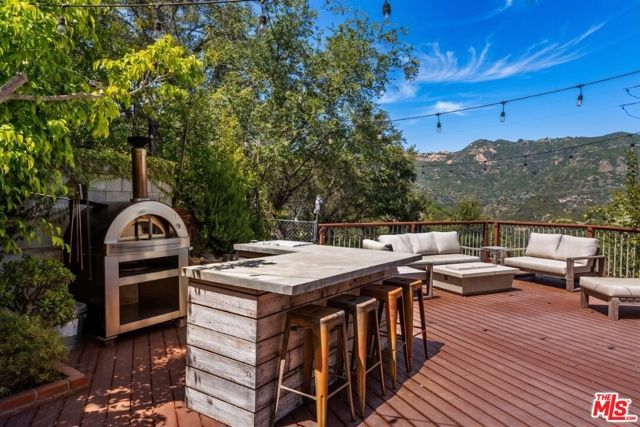26232 Idlewild Way, Malibu, CA 90265