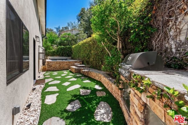 26232 Idlewild Way, Malibu, CA 90265