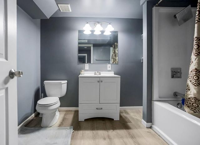 3427 E 105TH Terrace, Kansas City, MO 64137