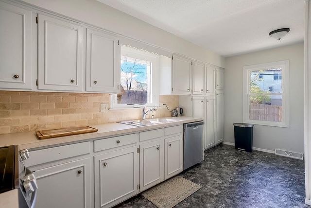 3427 E 105TH Terrace, Kansas City, MO 64137