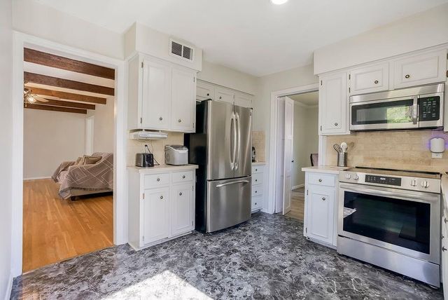 3427 E 105TH Terrace, Kansas City, MO 64137