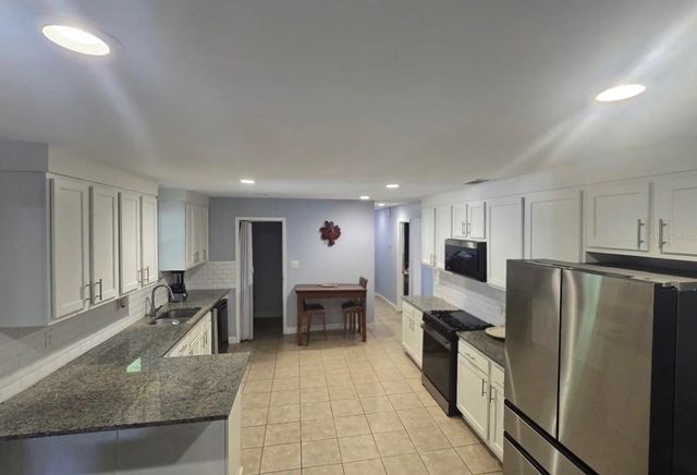 9989 LEAHY ROAD, Jacksonville, FL 32246