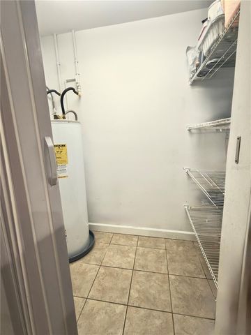 9989 LEAHY ROAD, Jacksonville, FL 32246