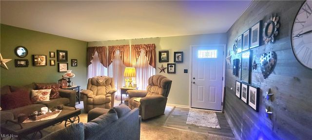 402 Keeler Drive, Marietta, OH 45750