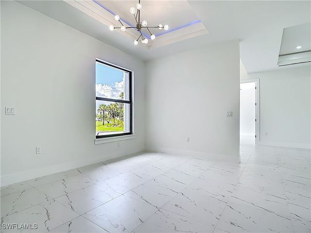 2707 36TH AVE SE, Naples, FL 34117