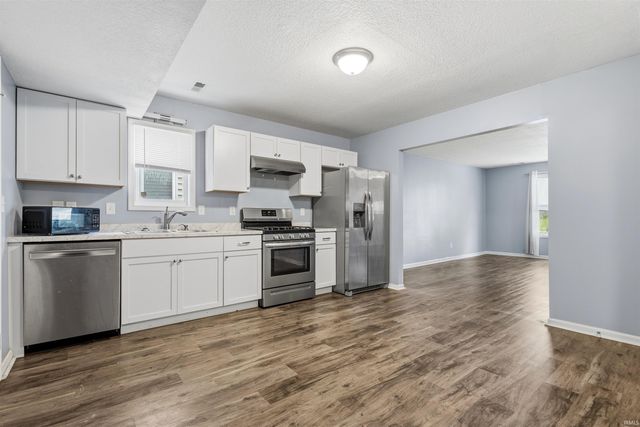 2536 Caroline Street, Fort Wayne, IN 46803