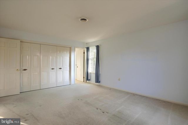 6347 STEPHENS XING, Mechanicsburg, PA 17050