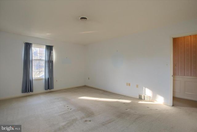 6347 STEPHENS XING, Mechanicsburg, PA 17050