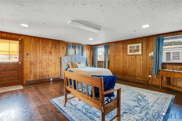 9303 Lawndell Rd, Henrico, VA 23229