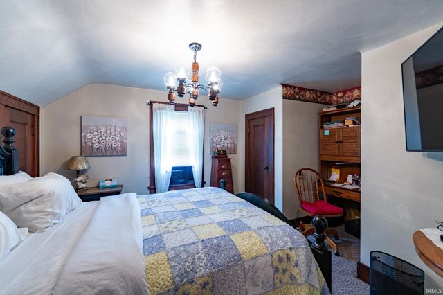 220 Goshen Avenue, Elkhart, IN 46516