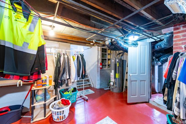 220 Goshen Avenue, Elkhart, IN 46516