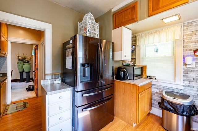 220 Goshen Avenue, Elkhart, IN 46516