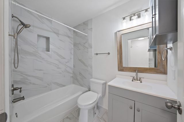 715 E Avenue F, Midlothian, TX 76065