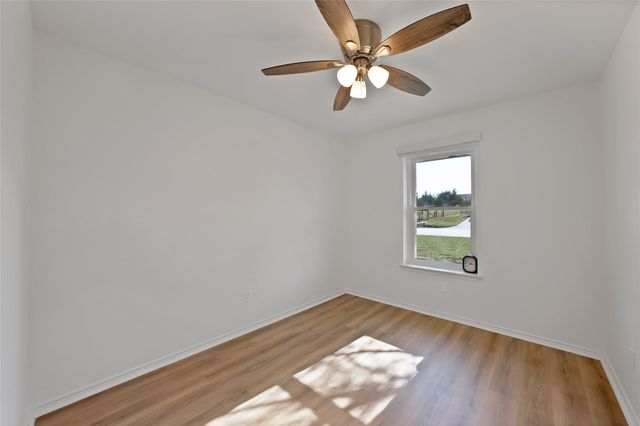 715 E Avenue F, Midlothian, TX 76065